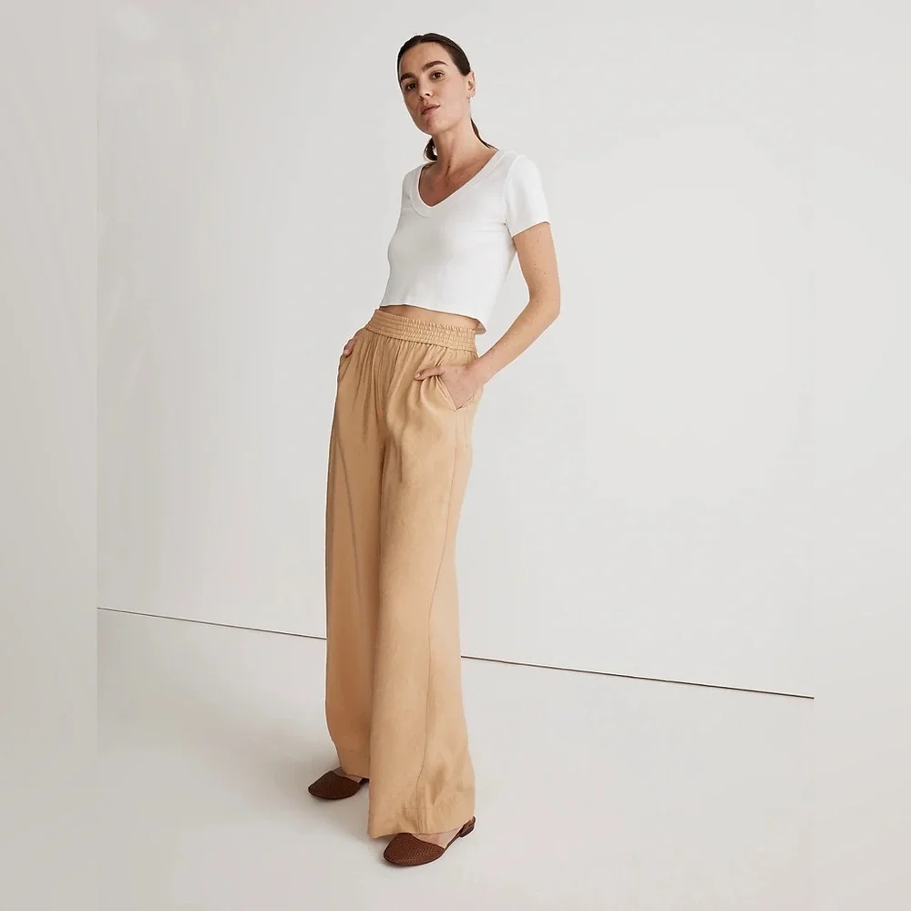 MadeWell The Petite Carley Wide-Leg Pant in Softdrape NL895 - Picture 2 of 7